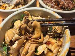 -城墙拐拐火锅(三峡广场黑金冠店)