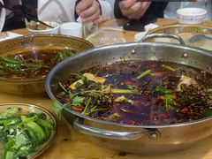 -一品红烧鸭特色川菜(三岔湖店)