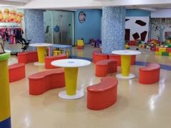 -乐悠游亲子游泳俱乐部