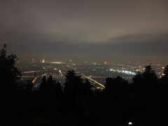 -鬼笑石后山停车场