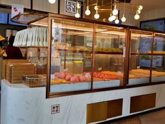 面包甜点陈列柜-奈雪的茶(观前街店)