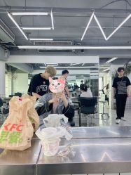 -宫铭烫发染发接发店