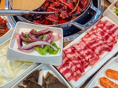 -来龍儿鲜切牛肉自助老火锅