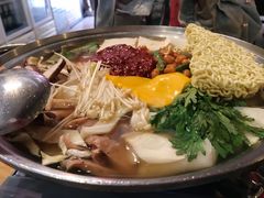 -富乐满韩国正宗炸鸡韩国料理(虹泉路店)