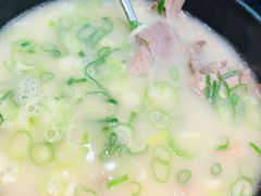 牛肉雪浓汤-神仙雪浓汤(明洞店)