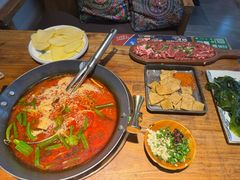 -贵厨酸汤牛肉(小十字店)