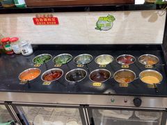 -粤潮牛肉火锅店(江南大道店)