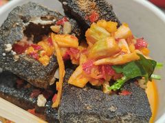 -黑色经典臭豆腐·湖南特产(坡子街店)