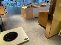 -运气牛自助酱大骨火锅(南京东路店)