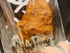 焦糖牛角包-PAPER STONE BAKERY(天环店)