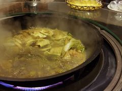 柴锅炖水库鱼-姥家大锅台水库渔家
