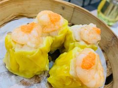 明虾蟹籽烧卖-赏点粤式点心(广州塔店)