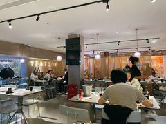 大堂-一棠龙虾(徐家汇城开YOYO店)