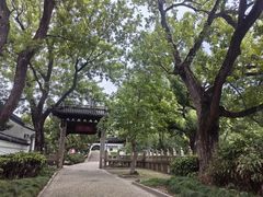 -汇龙潭