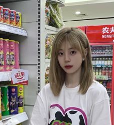 -东秀护肤造型