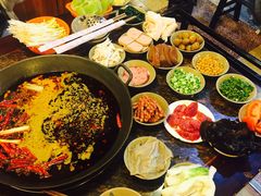 -星鸿社重庆老火锅(燃灯寺分店)