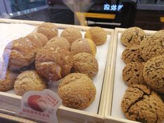 -西树泡芙(湖滨银泰in77B区店)