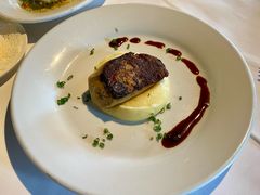香煎鹅肝-茹丝葵经典牛排馆(上海外滩店)