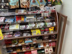 -全家便利店(秀沿路店)