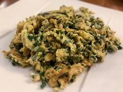 香椿芽炒山鸡蛋-新海渔港·胶东海鲜家常菜·家宴(奥体中心店)