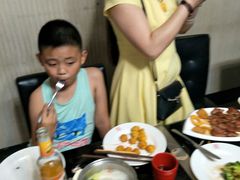 -环球约客烤涮自助(铜锣湾店)