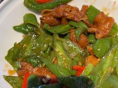 -关东小磨东北菜(上海长风大悦城店)