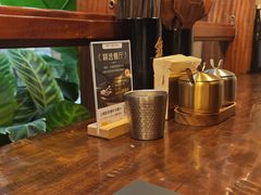 -银米·云南传统过桥米线(双廊黑金冠店)