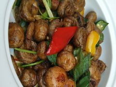 金钩虾干蘑菇-尚一汤·粤菜海鲜(环球港店)