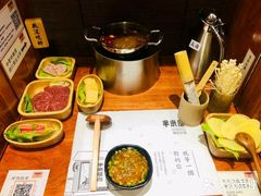 -独食火锅·半米屋台(直营总店)