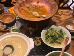 -吃饭皇帝大土家民族菜(正大广场店)
