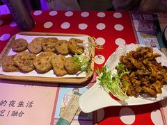 -胡桐里音乐酒馆(孝南店)