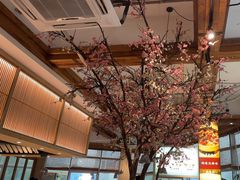 -蜜桃餐厅·伴山(湖滨商业街店)