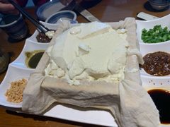 一块豆腐-95号酱骨·一块豆腐(展春园西路店)