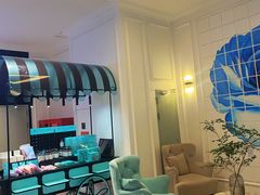 -希岸·轻雅酒店(广州白鹅潭艺术中心花地湾地铁站店)