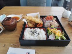 什锦生鱼片套餐-Hatsune隐泉日式料理(三里屯太古里店)