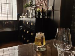 餐具摆设-海派悦庭·海胆烧麦·新融合菜(凯德广场店)