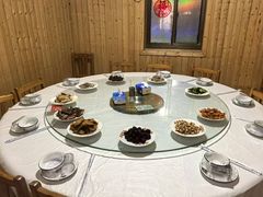 -小六农家乐(崇明西沙湿地店)