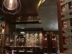 -恰餐厅及酒吧 CHAR Bar & Grill (北京丽都皇冠假日店)