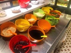 -钢管厂五区小郡肝串串香(奥克斯广场锦城万达店)