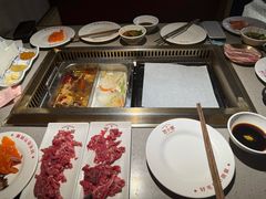 -芝小官毛肚火锅海鲜自助(苏州吴江区万宝店)