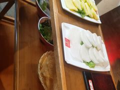 -牛很鲜潮汕牛肉火锅(朝晖路店)