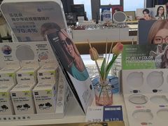 -三目眼镜·蔡司视觉合作店(青浦宝龙店)