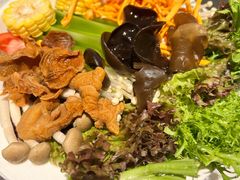 菌菇拼盘-八珍玉食鸡煲·打边炉(印象城店)