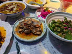 -忘忧草融合私房菜(红鼎国际店)