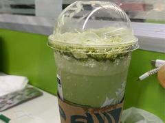 -星巴克臻选(深圳龙华红山天虹店)