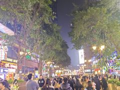 -八一好吃街·高品美食广场