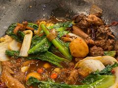 -胡须佬鸡煲四季火锅店(石厦西村直营店)