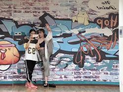点击看大图 -TOMBOY爵士舞韩舞舞社
