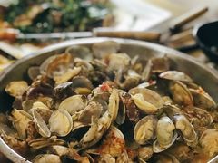 -老东镇啤酒屋海鲜加工·蒸汽海鲜·海鲜烧烤(台东店)