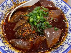 -杨三孃跷脚牛肉(西外棕榈岛店)